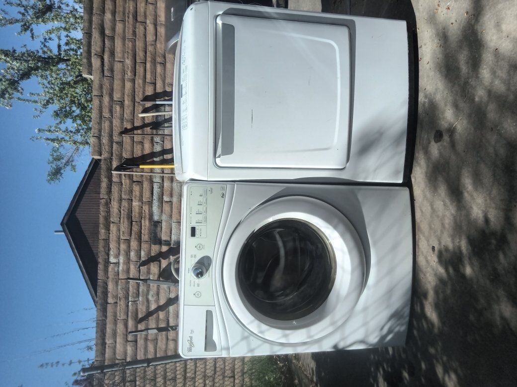 Whirlpool washer LG electric dryer