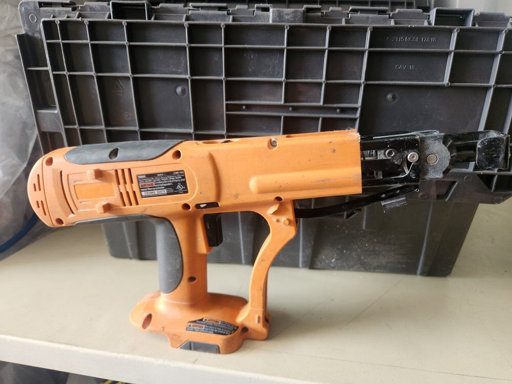 Rigid screw gun