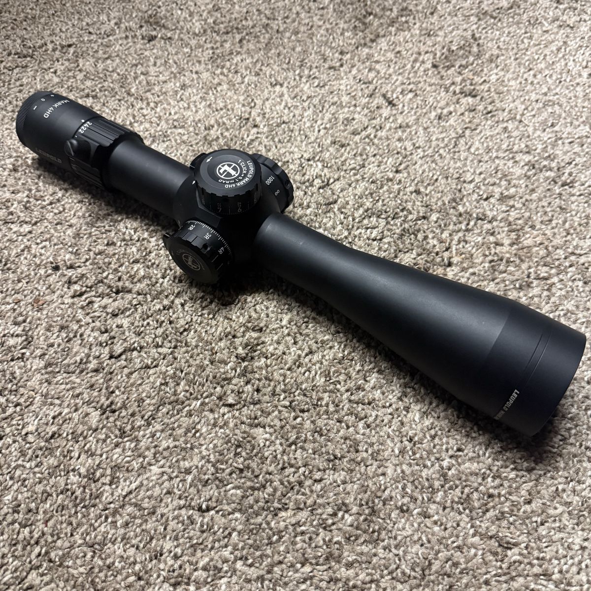 Like NEW Leupold Mark 4HD 6-24 FFP