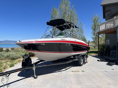 2008 Four Winns H240