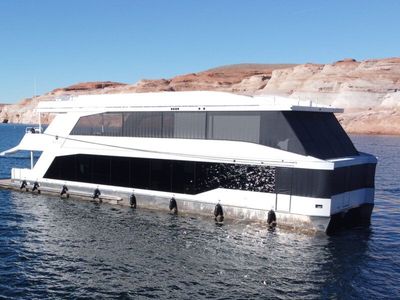 2026 Olympus- Adonia Houseboat Lake Powell Shared Ownership
