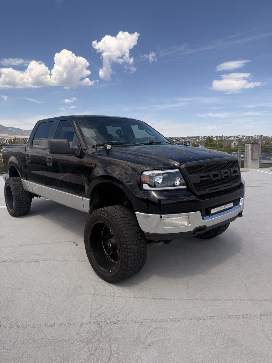 2005 Ford F-150 Lariat