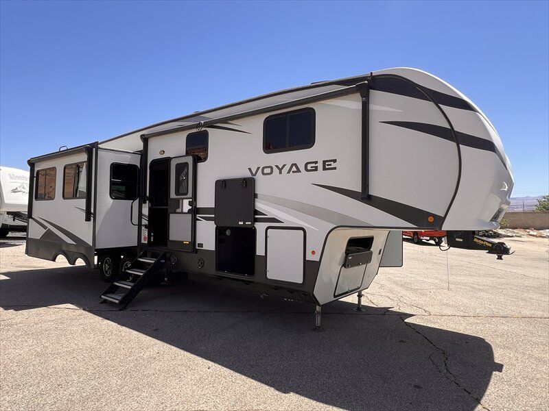 2021 Winnebago VOYAGE 3134