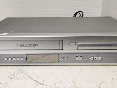 Dvd vhs combo player