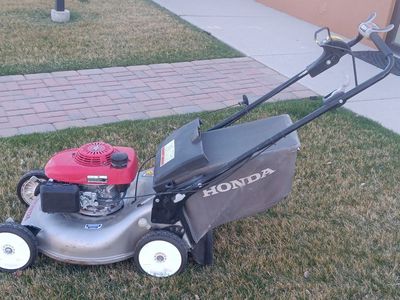 HONDA MOWER W/ BLADE CLUTCH. SERVICED.
