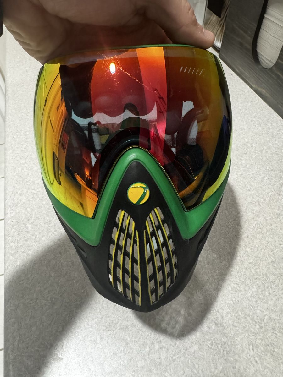 Dye i4 Paintball Mask Dye i4 Mask – Rasta Green/Gold Fade Lens