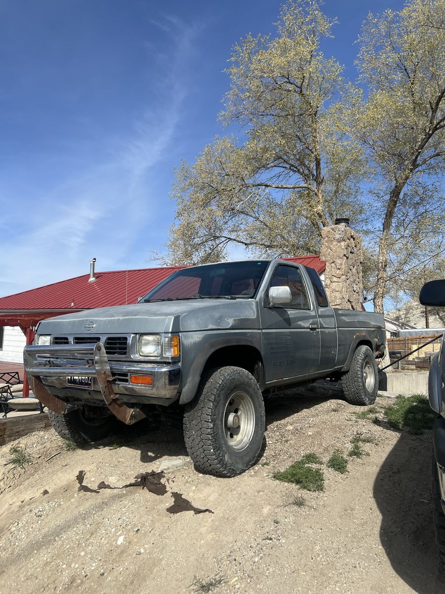 1993 Nissan Truck XE