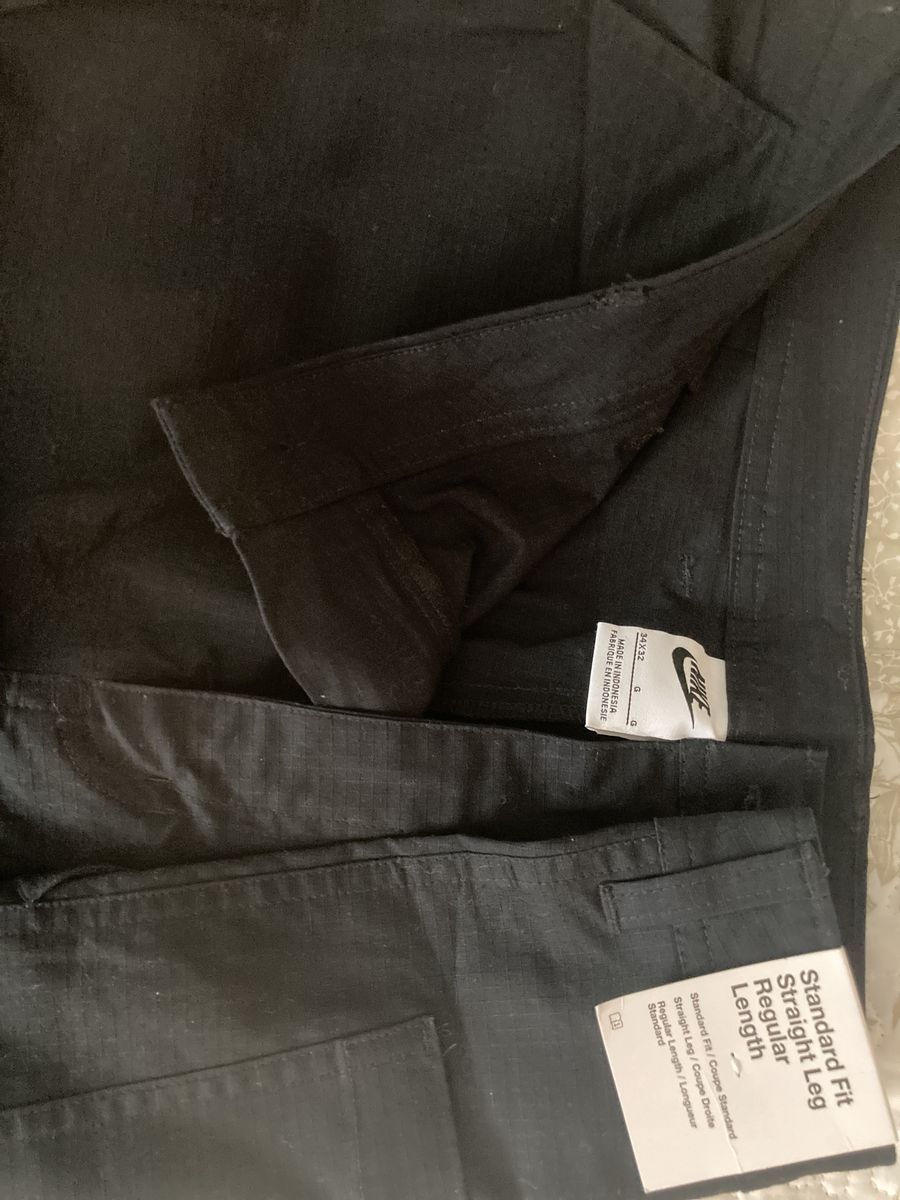 New Nike Cargo Pants – Men’s 34x32 – $55 OBO