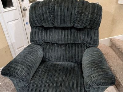 Matching Lazy-Boy Recliners