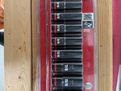 Milwaukee SHOCKWAVE SAE 1/2" Drive 9-Piece Deep Impact Socket Set