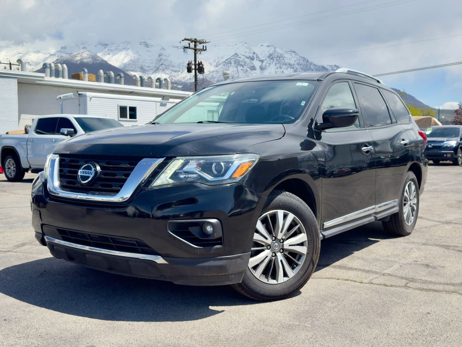 2019 Nissan Pathfinder SV