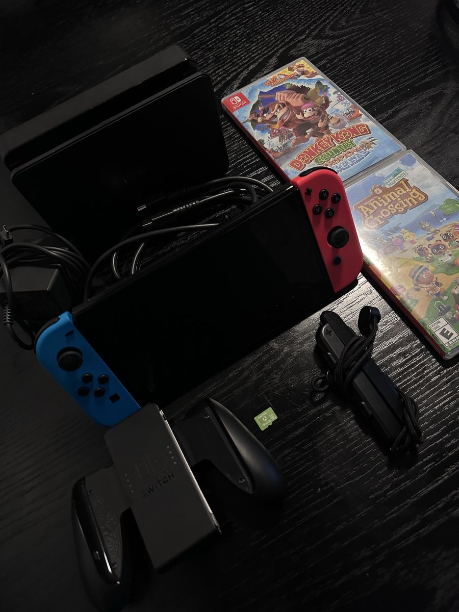 Nintendo Switch OLED Bundle