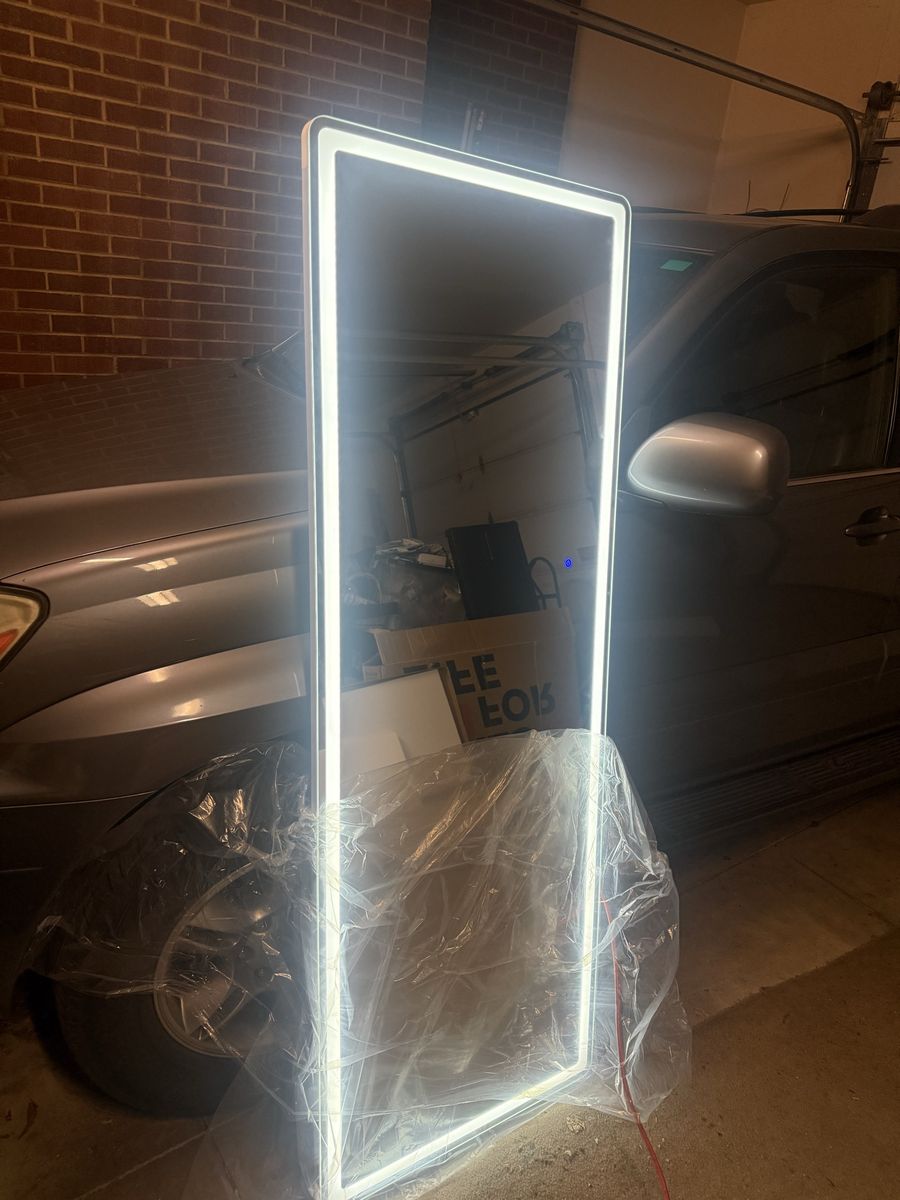 Standing LED Mirror