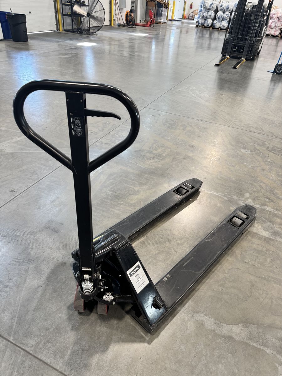 Uline H-2721 Deluxe 8,000 lb Heavy Duty Pallet Jack