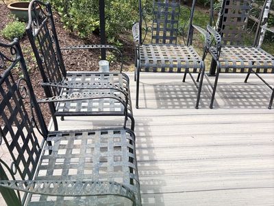 Set of 4 Black Metal Wrought Iron Patio Dining Chairs Outdoor Furniture- could use a wash or black spray paint. Very sturdy -