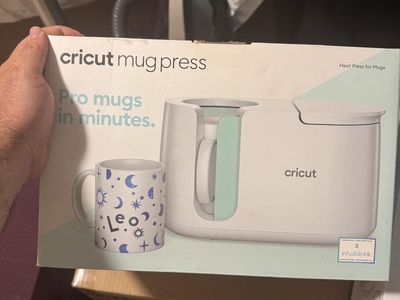 Cricut Mug Press Heat Press for Mugs - Compatible with 11-16 oz Mugs - used open box. I am also giving 9 mugs with it