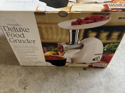 MAVERICK DELUXE MM-5501 575W ELECTRIC MEAT GRINDER – NEW OPEN BOX