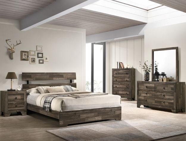 NEW Queen 7 PIECE BEDROOM SET -NEW IN BOX