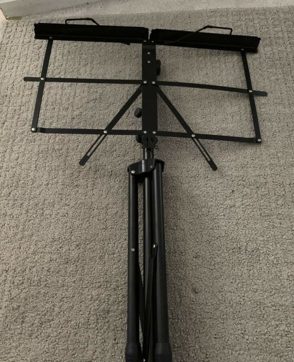 Main image 3