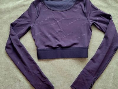 Small Lululemon Wunder Train Cropped Long-Sleeve - Embossed Tonal Logo
