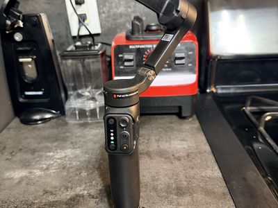 Hohem 3axis Gimbal With Remote