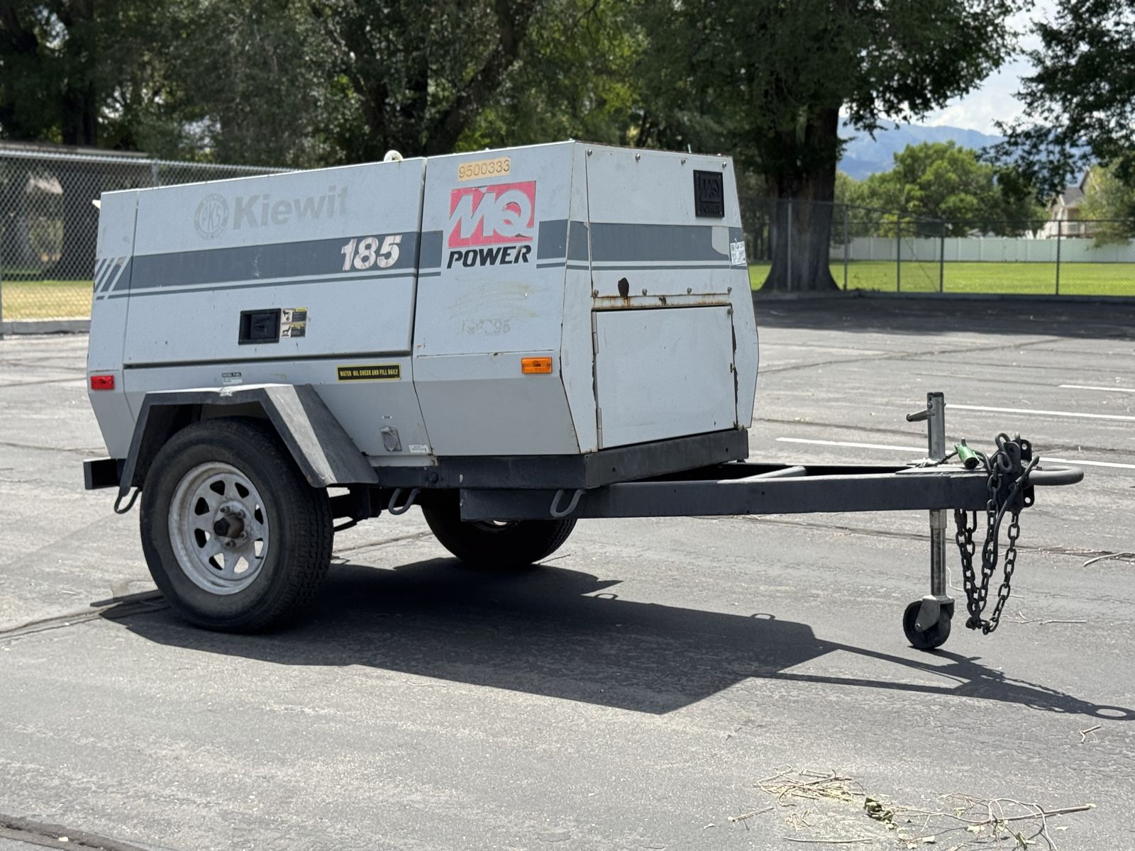 2019 kiewit isuzu air compressor 185 FOR SALE