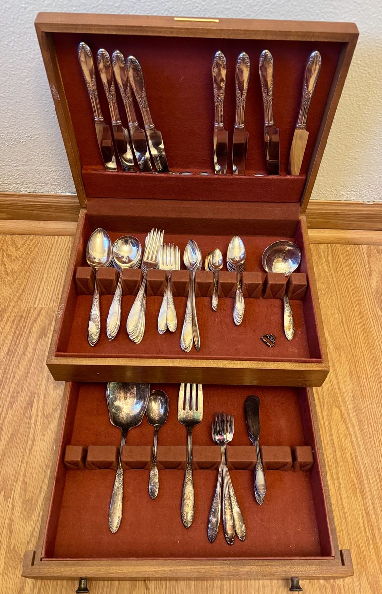 National Silver Plate Silverware Set