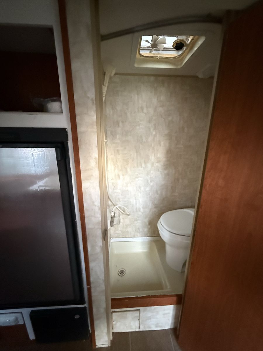 Main image 8