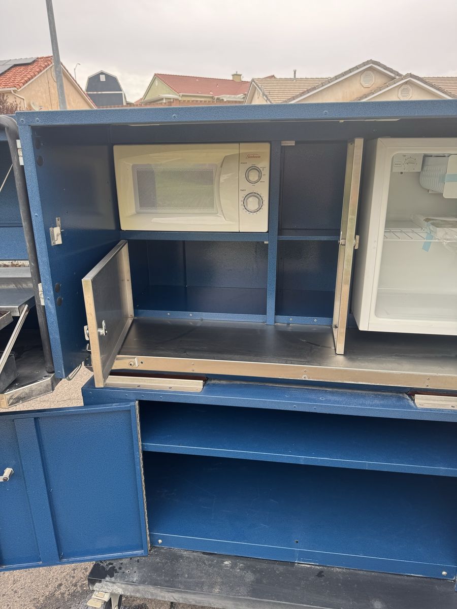 Main image 6