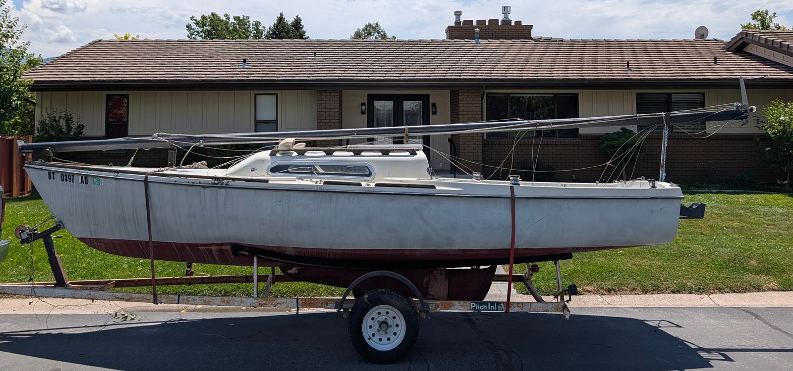 Venture 21 sailboat with trailer