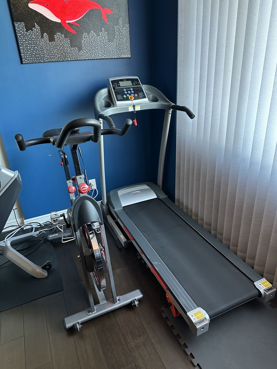 Sunny Health & Fitness Treadmill