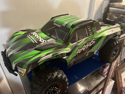 Built traxxas maxx slash for sale or trade