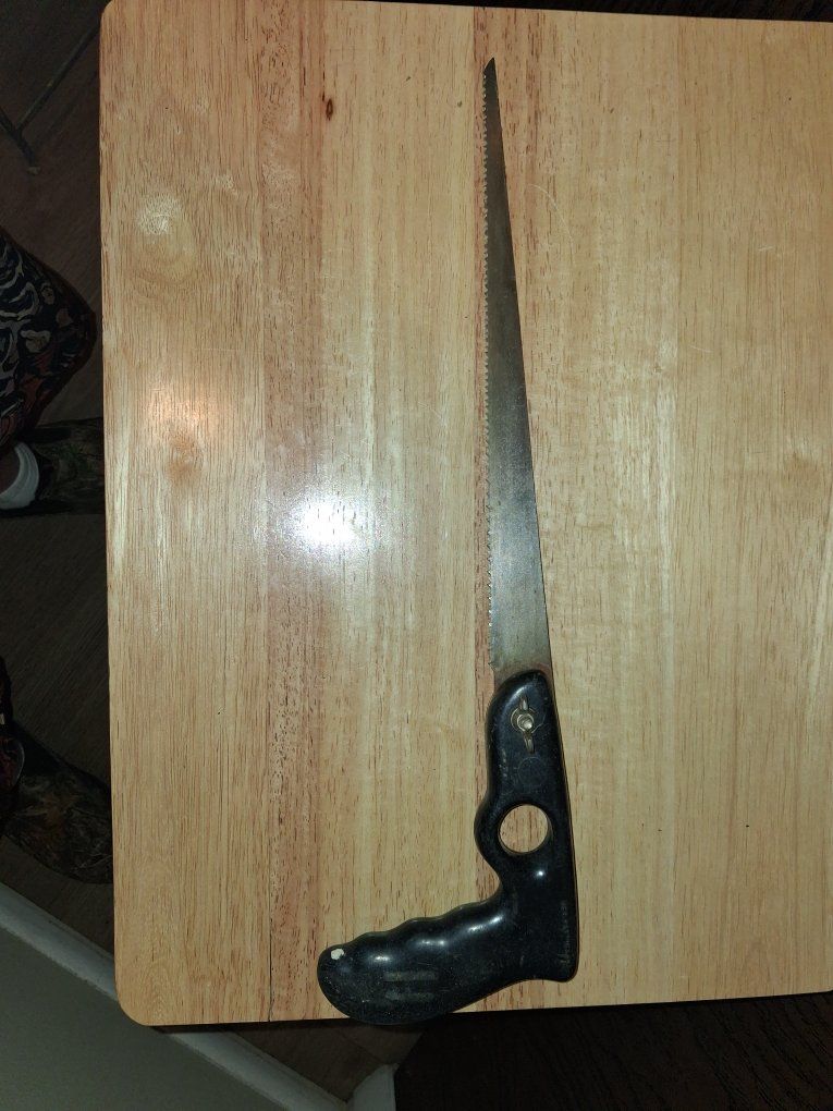 Handheld Drywall Jab Saw with Molded Pistol Grip Handle