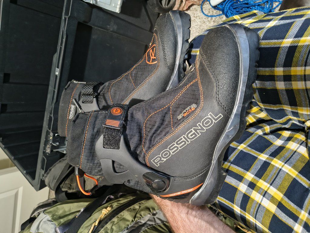 Rossignol BC X6 Cross Country Ski Boots Size 41