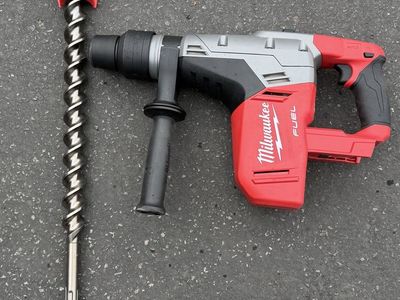 M18 FUEL 18V Lithium-Ion Brushless Cordless 1-9/16 in. SDS-Max Rotary Hammer TOOL ONLY with drill bit