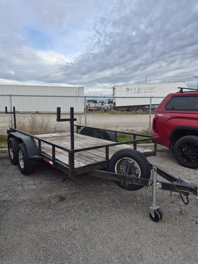 Aztec double axel trailer.