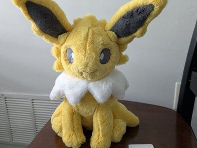 Pokemon Center Jolteon Comfy Friends Plush