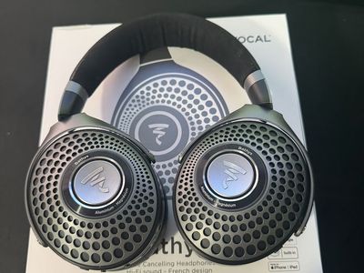 Focal BATHYS Wireless Bluetooth Over Ear Noise Cancelling Headphones Black/Gray