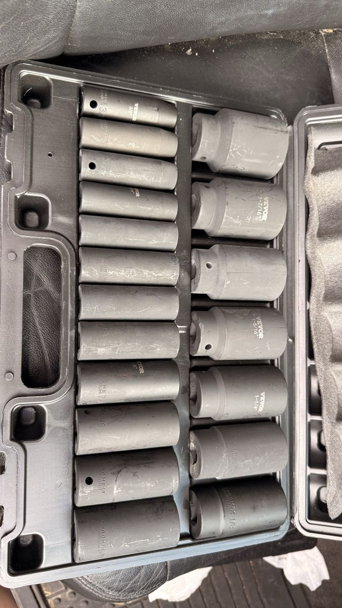 Main image 4