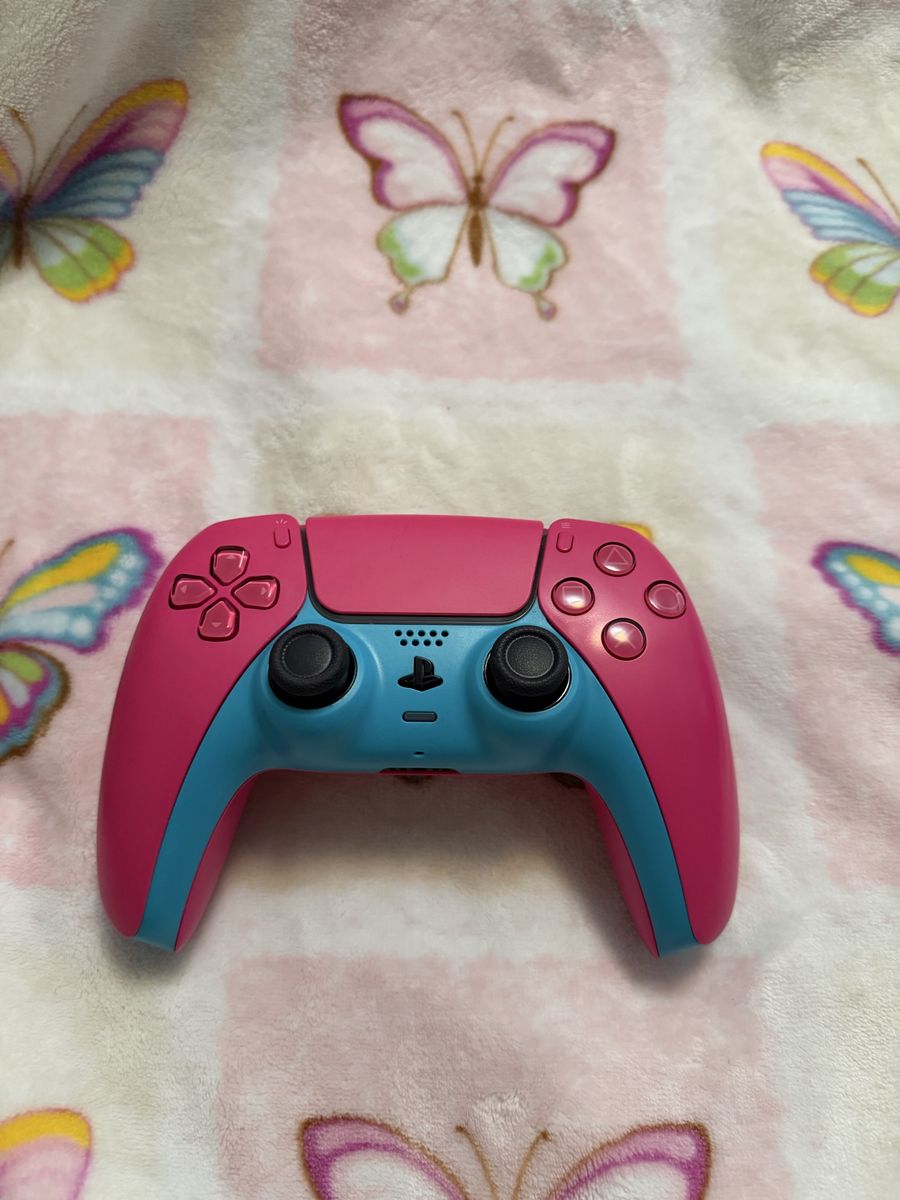 PlayStation 5 controller