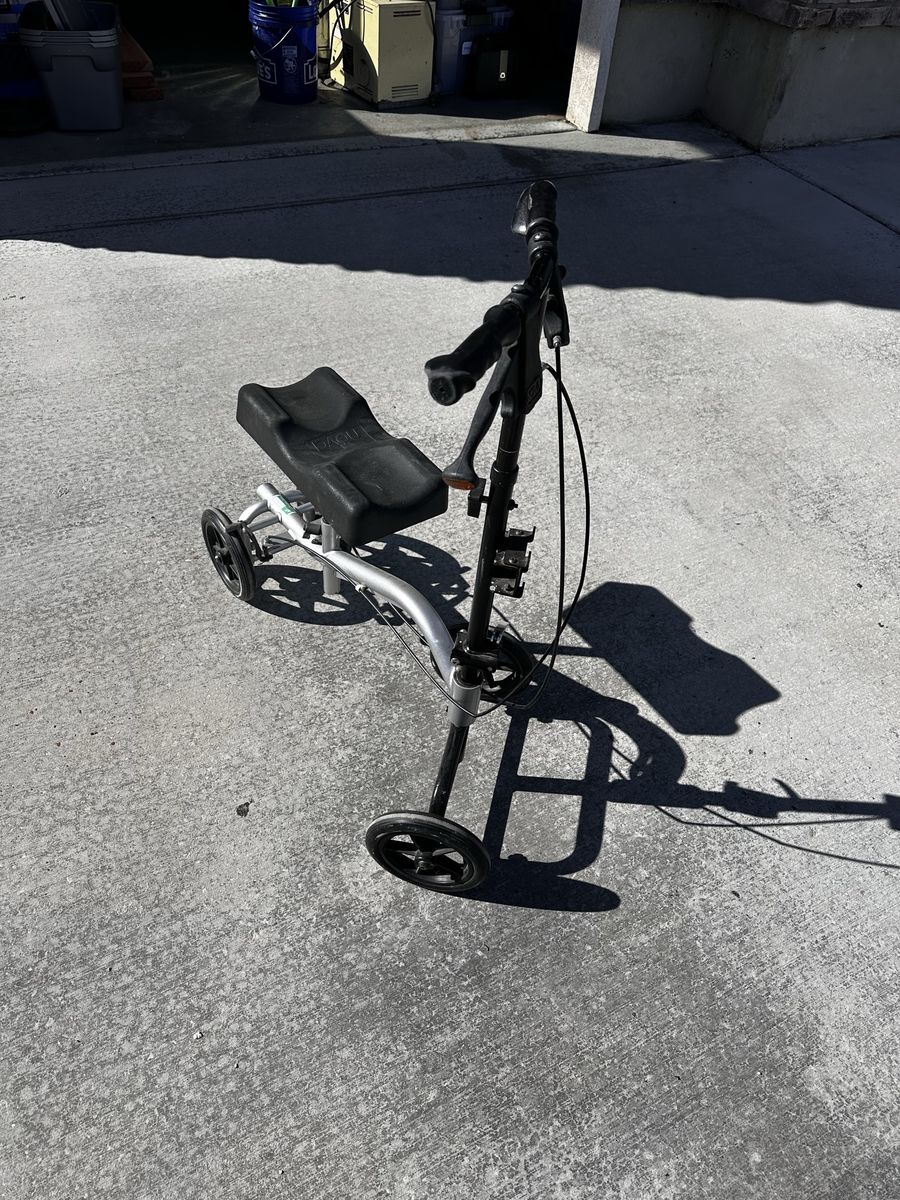 Knee Scooter - medical