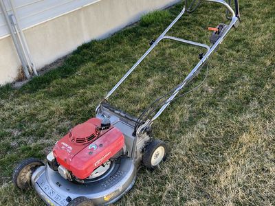Honda lawnmower for parts or repair
