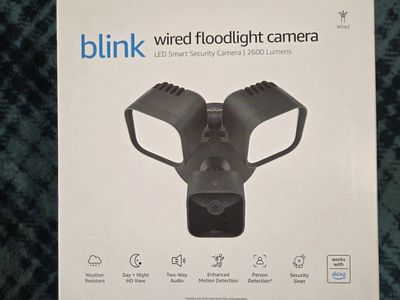 Blink Wired Floodlight Camera LED Smart Security Camera 2600 Lumens Works with Alexa