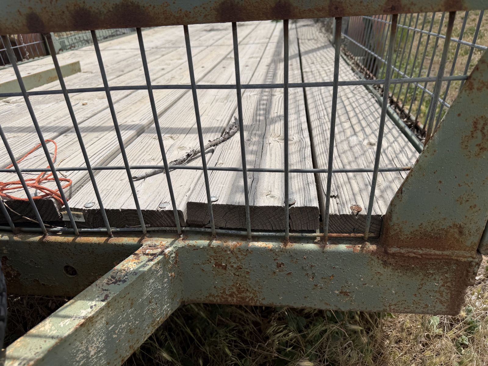 Main image 7