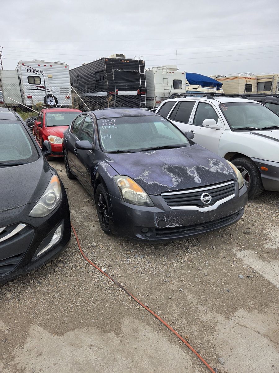 1000 dollar cars NEED THEM GONE ASAP