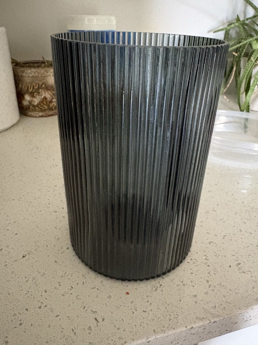 Decorative vase