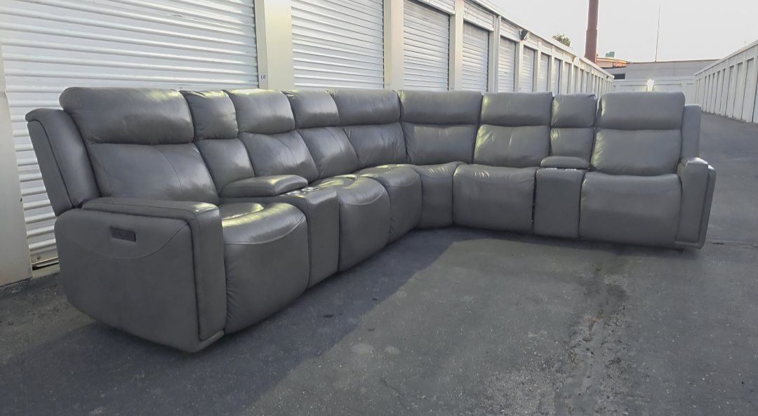 [FREE DELIVERY] Beautiful Real Leather Sectional