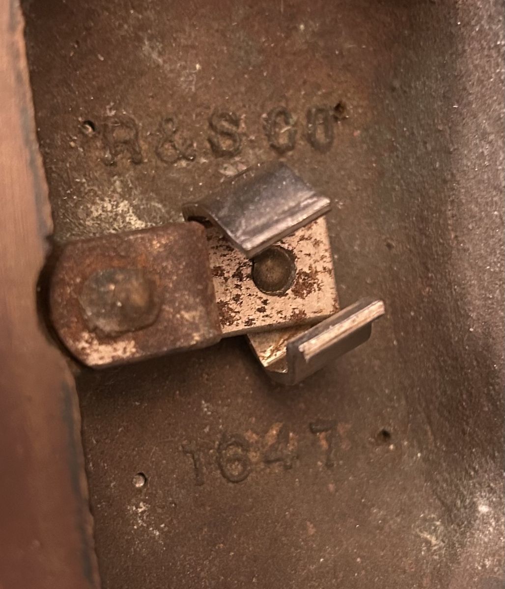 Main image 4