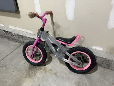 Kids Strider Style Bike 12 Tires