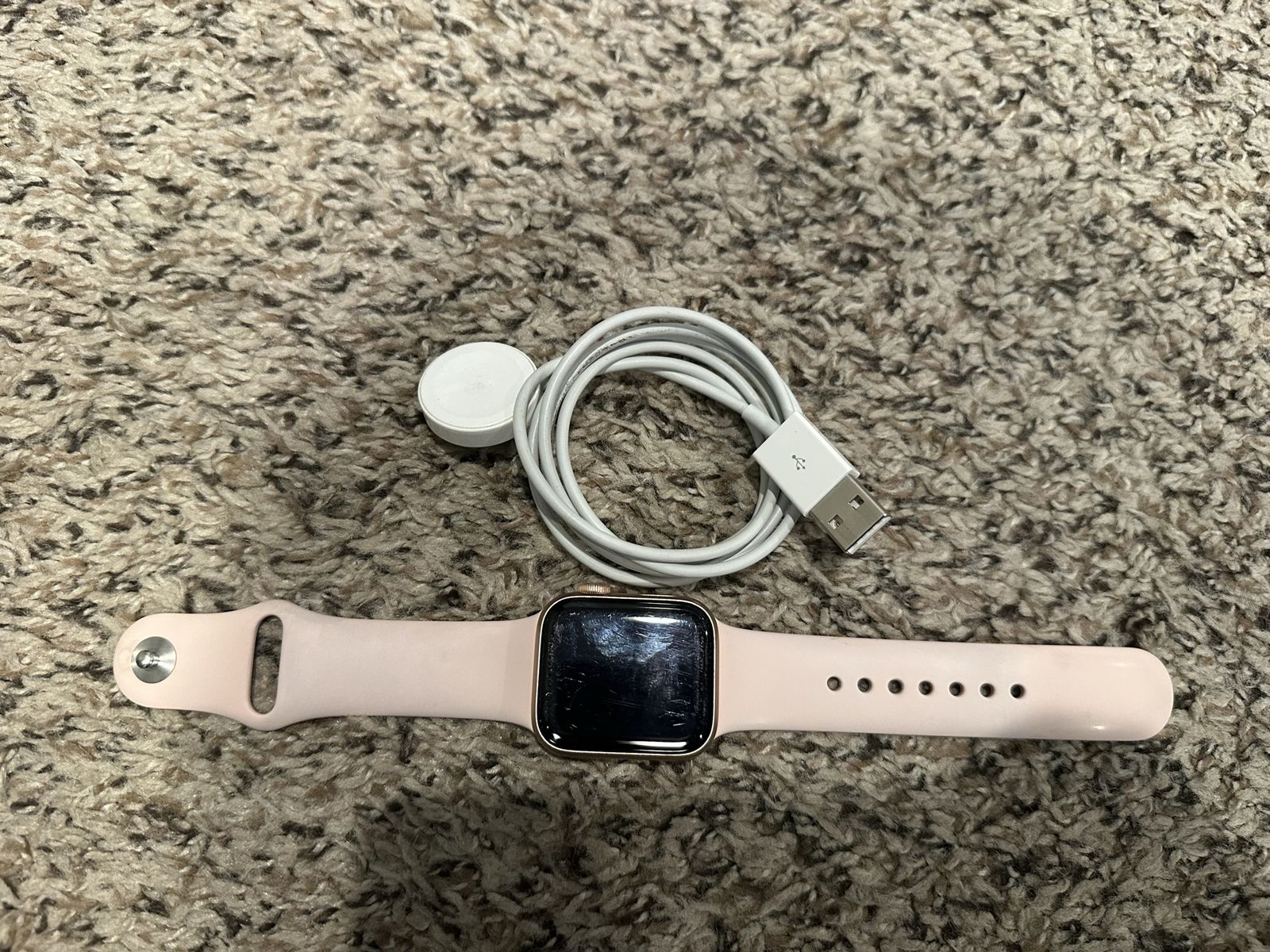 Apple Watch Series 5 Rose Gold